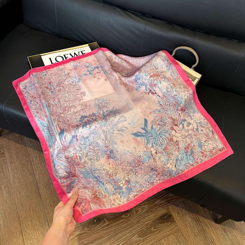 Fashion Black and White Printing Temperament Square Scarf Imitation Silk Korean Version Decorative Scarf Scarf Professional Decorative Shawl Silk Scar