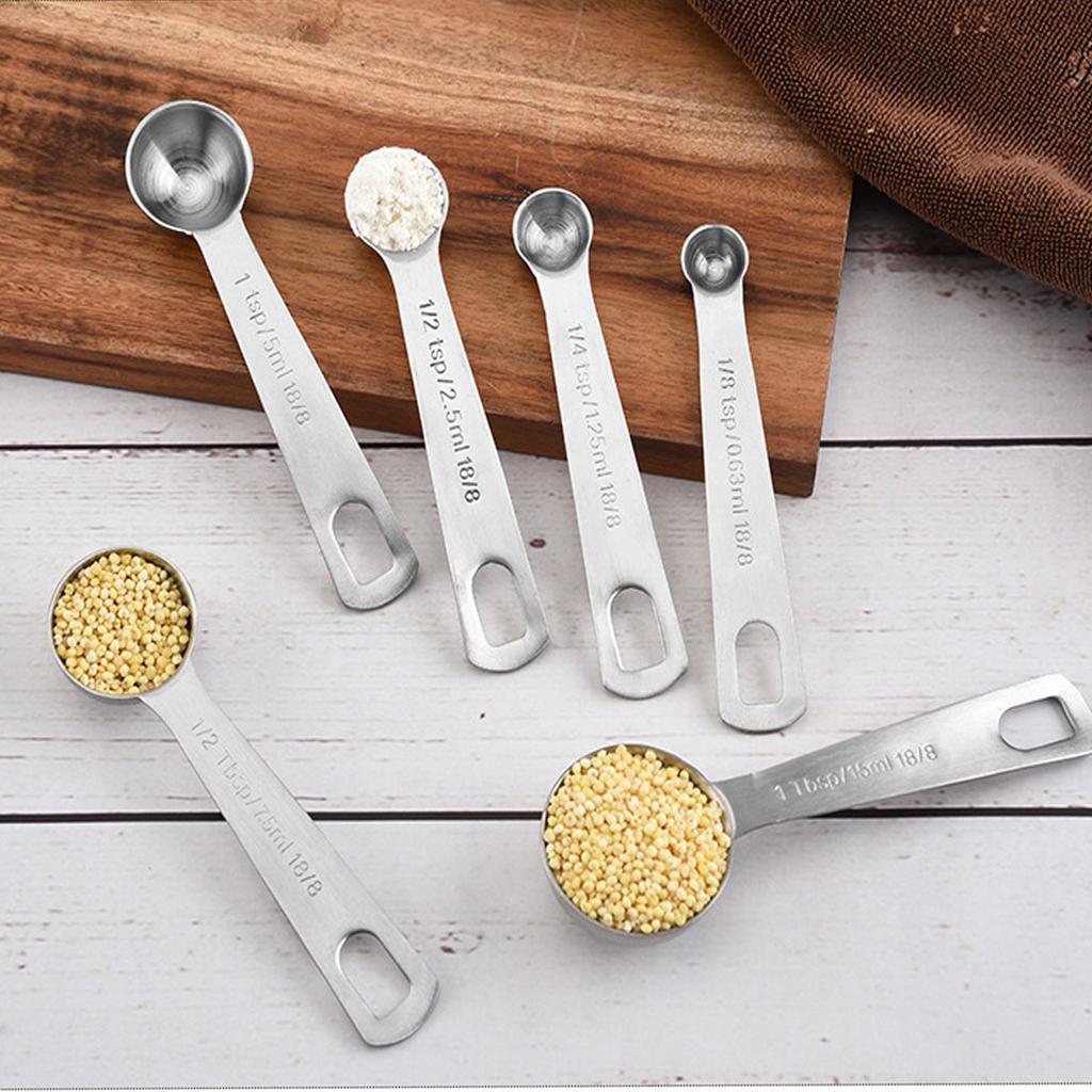 Stainless Steel Measuring Spoons Set With Metal Ring Hanger For Baking And Cooking