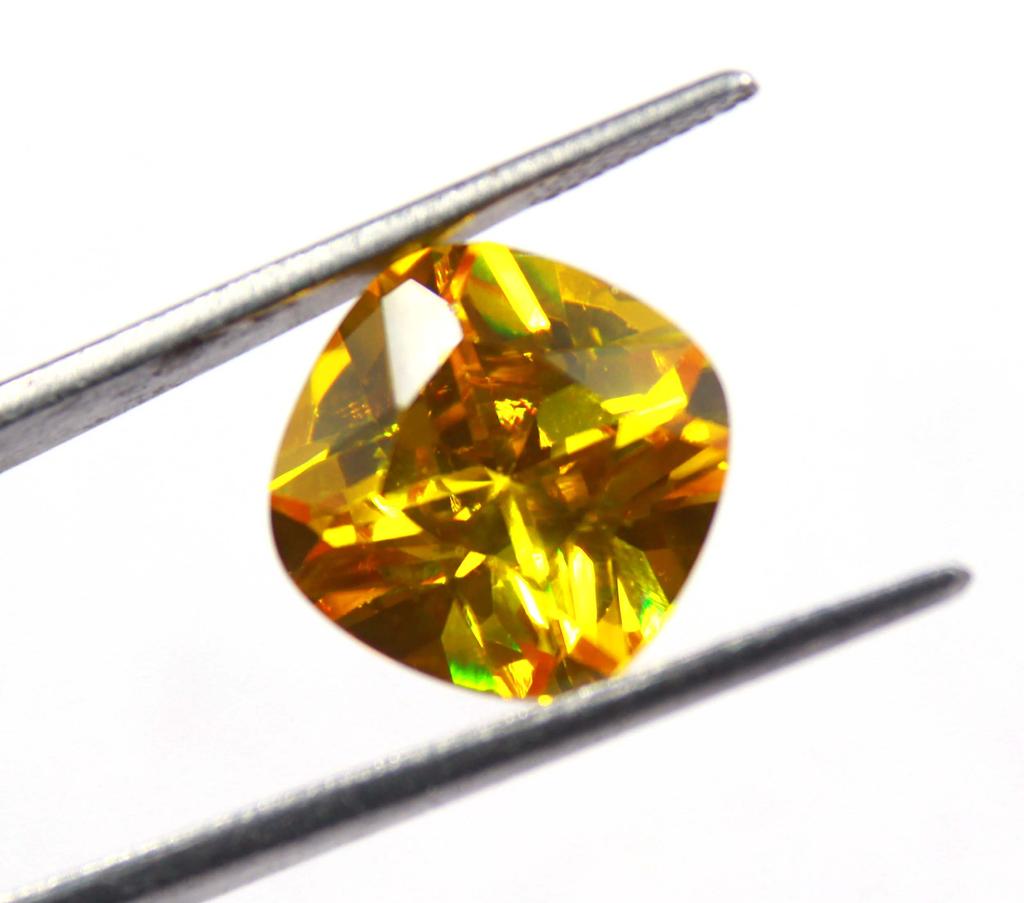 18 Carat Valentine Big Sale Cushion Shape Yellow Sapphire Certified Sri Lanka Gemstone SN103
