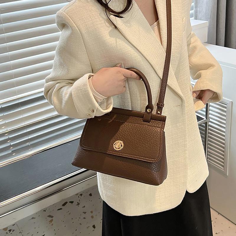 2024 Solid Color PU Trendy Personality Daily Commuting Small Bag Simple and Stylish Shoulder Bag Crossbody Bag Metal Buckle Women's Bag