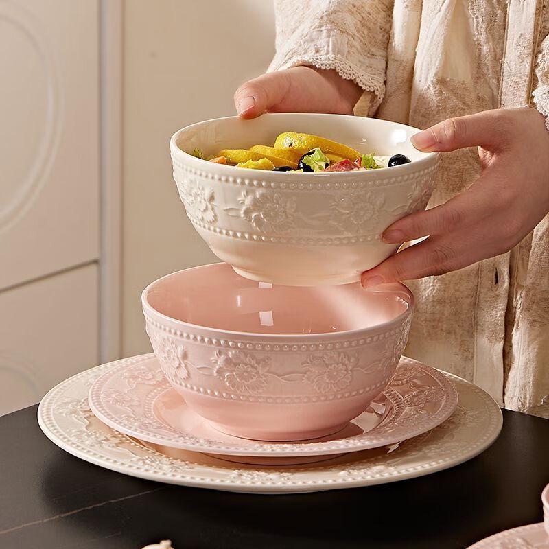 Haoya Underglaze Embossed Strawberry Noodle Bowl Set