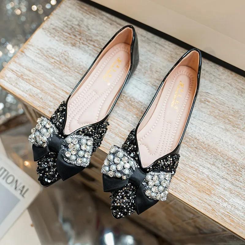 Women Flat Diamond Bow Shoes Women Autumn Fashion Breathable Work Shoes Ladies Casual Outdoor Ladies Pointed Shallow Big Size 43