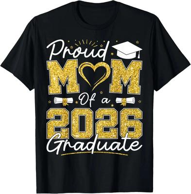 Stolze Mama eines Absolventen 2026 Senior 2026 Abschluss Familie T-Shirt UNISEX