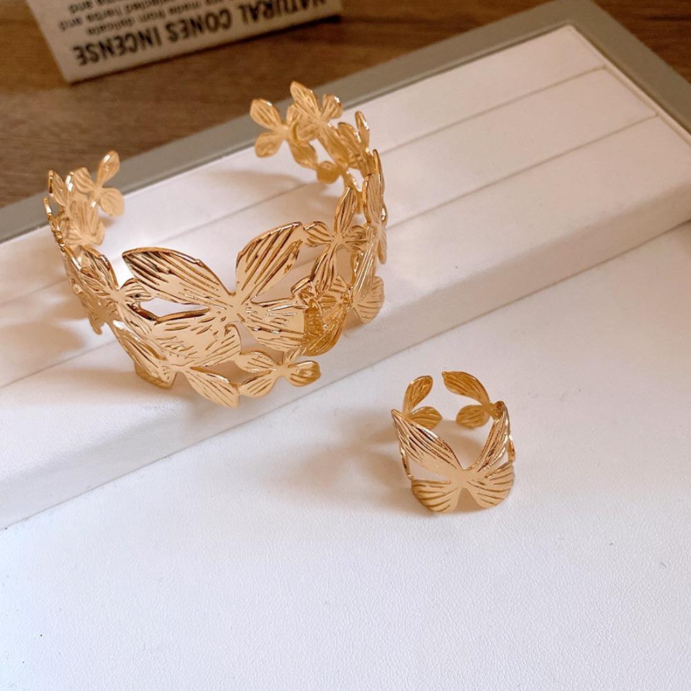 Gold/silver Flower Cuff Bangle Exquisite Open Bracelet Fashion Hollow Bangle  Party