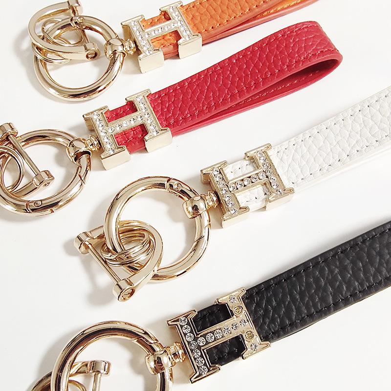 Goddess Diamond-Studded H-Shaped Lychee Grain Car Keychain - TikTok Hot Style, High-End Fashion