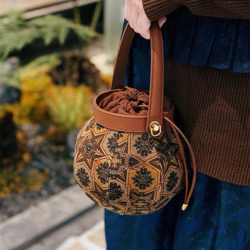 Chinese Style Lantern Handbag With Embroidered Pu Material For Daily Use