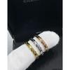 Dieser Klassische Kleine Duftende Wind Rhombus Ring Damen Rose Gold Weißgold Diamantring Partnerring Herren