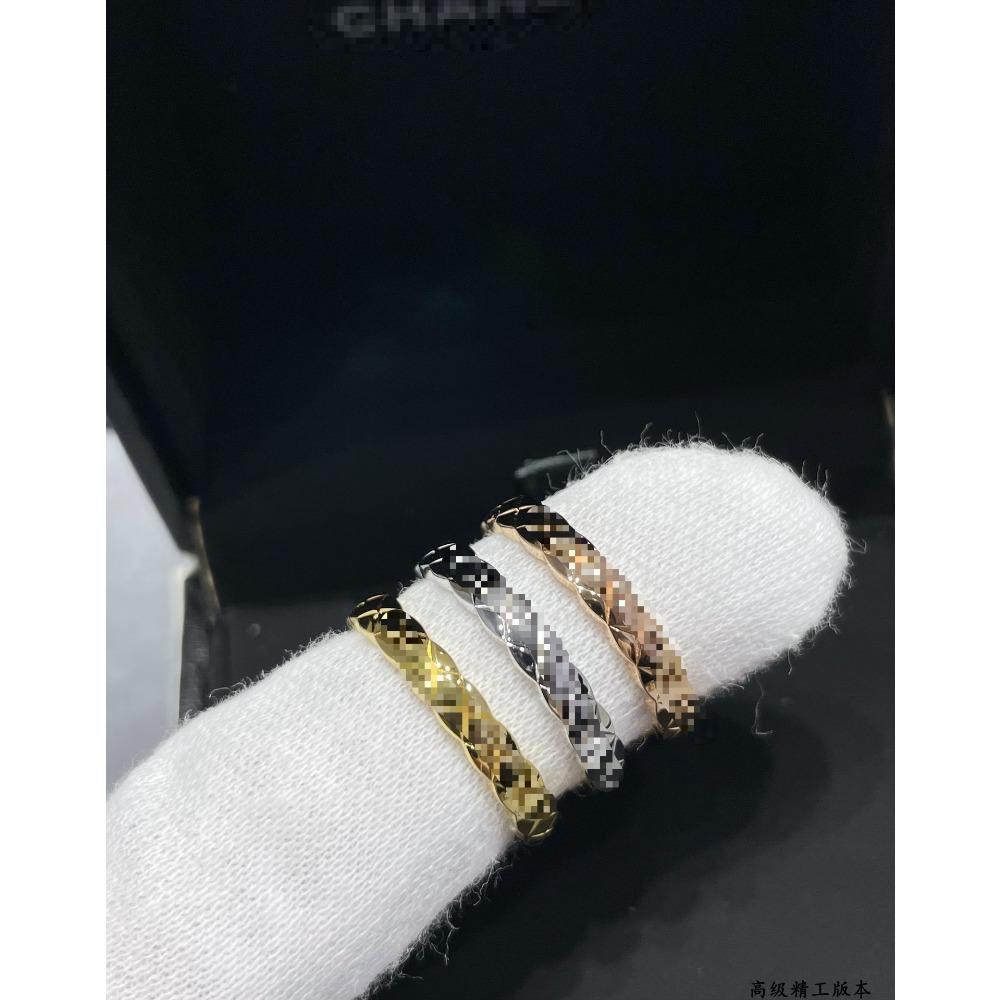 Dieser Klassische Kleine Duftende Wind Rhombus Ring Damen Rose Gold Weißgold Diamantring Partnerring Herren