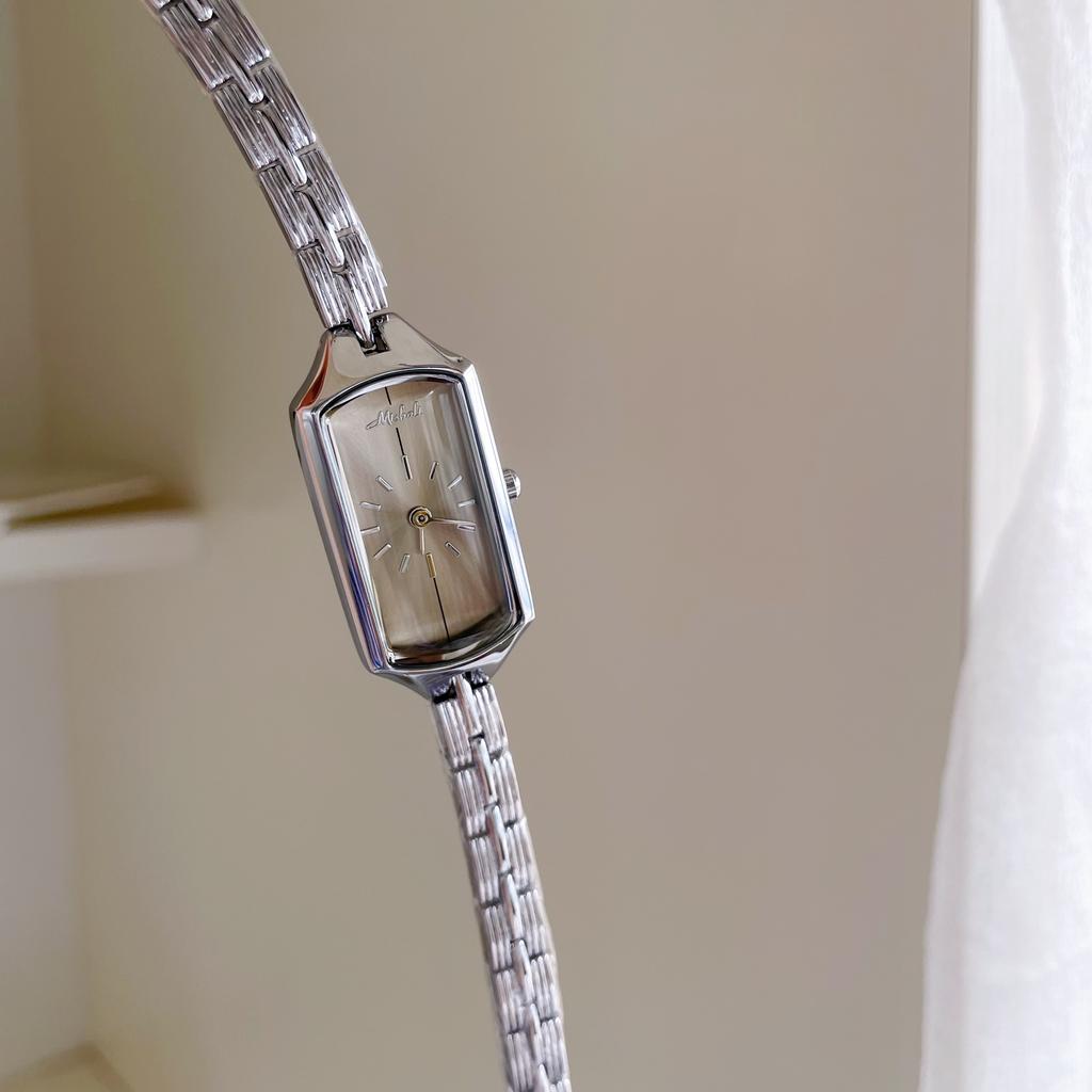 HighQuality Gray Thin Strap Rectangular Watch For WomenA Premium Quartz WatchA Birthday GiftA Carefully Selected High-End Watch.