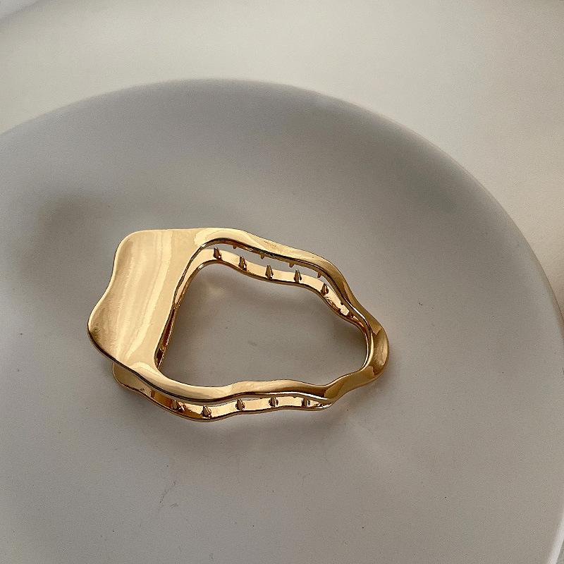 

Вінтажні порожнисті геометричні затискачі для волосся Металеві кігті для волосся Заколки Шпильки Затискач для хвоста Жіночі аксесуари для волосся Подарунки