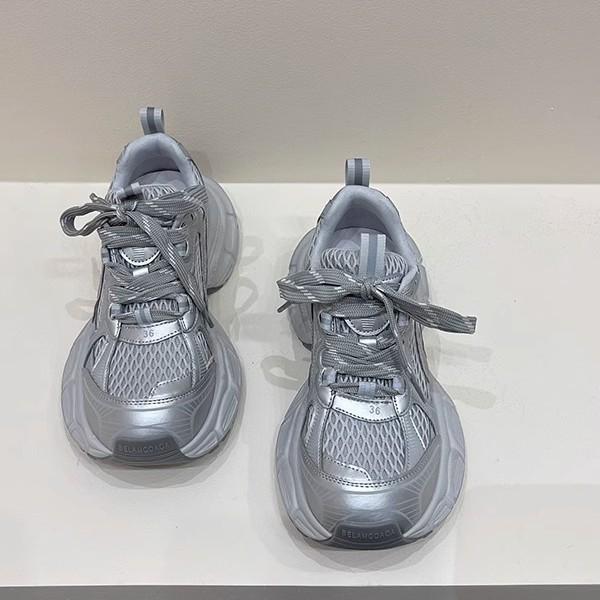 European Station 2025 Spring and Summer New Ultra Light Soft Bottom Net Breathable Sports and Leisure Ultra Fire Thick Bottom Paris Daddy Shoes Women