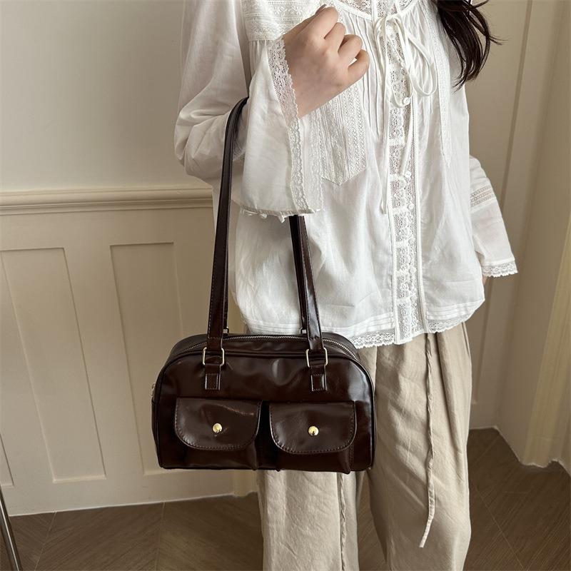 Trend underarm bag spring new fashion texture shoulder bag commuting niche design handbag women