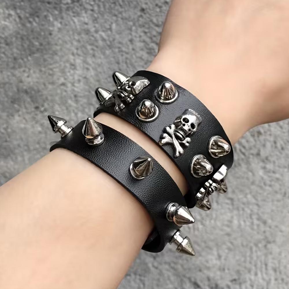 

Punk Rock Studded Bracelet For Both Men And Women, Y2K Gothic Skull Couple Bracelet Set, Halloween Pu Leather Bracelet