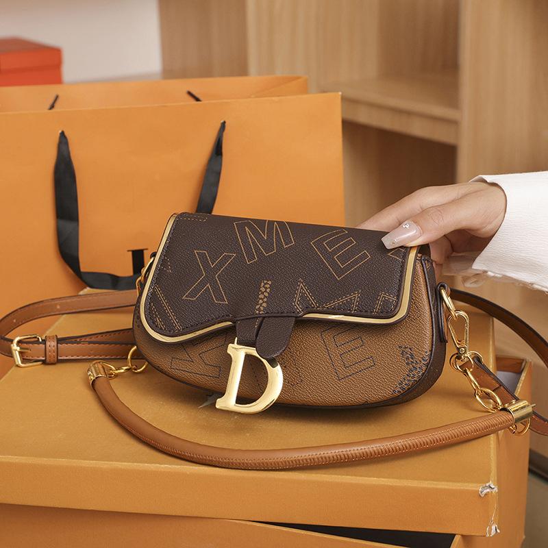 Luxusní designová kabelka Crossbody kabelky pro dámskou kabelku Taška přes rameno Casual Versatile Square bag Taška na polštář