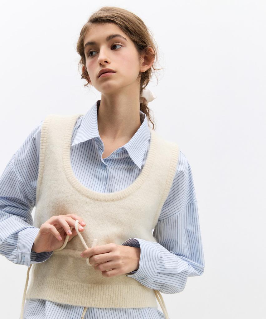 Lilisu Ver Sweater Vest / Ivory