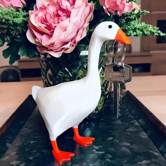 Magnetic Goose Key Holder Cute Resin Goose Figurine with Strong Magnet Beak Funny Animal Desk Ornament for Home Office Table Decor