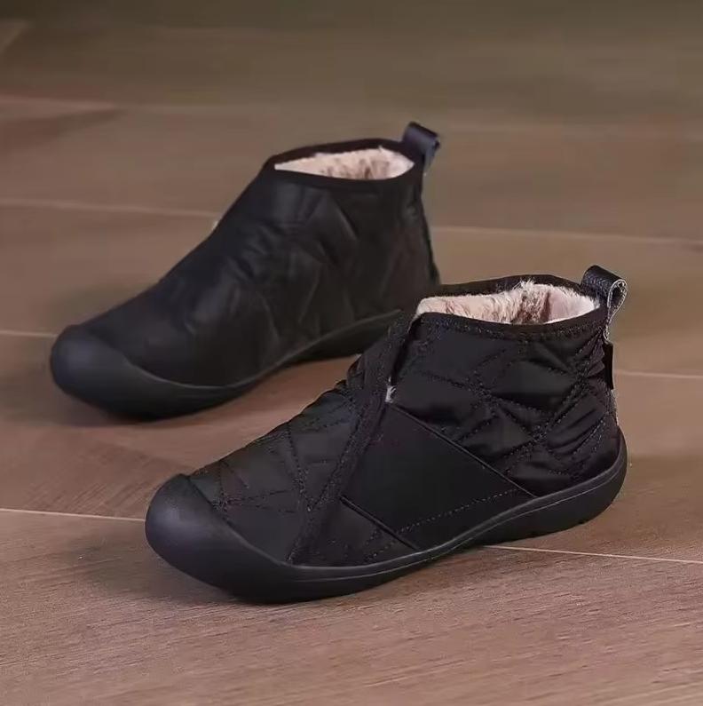 

Модная женская хлопковая обувь 2025 Зима Новая мода Плюшевые теплые зимние ботинки Водонепроницаемые Противоскользящие Удобные Большой размер 44 Повседневные хлопковые ботинки 35 чёрный