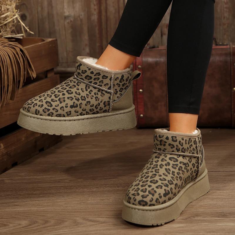 Fashion 2025 Autumn and Winter Fashion Warm Casual and Comfortable Snow Boots Leopard Print Flat Heel Round Toe Fashion Boots for Women