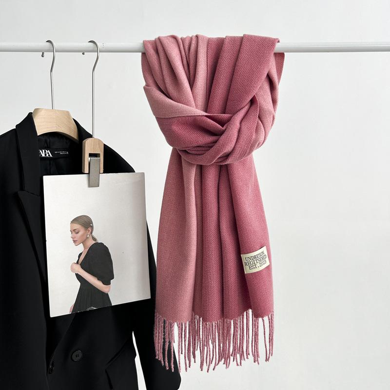 Kaschmir-Handgefühl Herbst und Winter Einfarbiger Schal Damen Dicke Quaste Einfacher und vielseitiger weicher und warmer Kaschmir-Imitat-Schal
