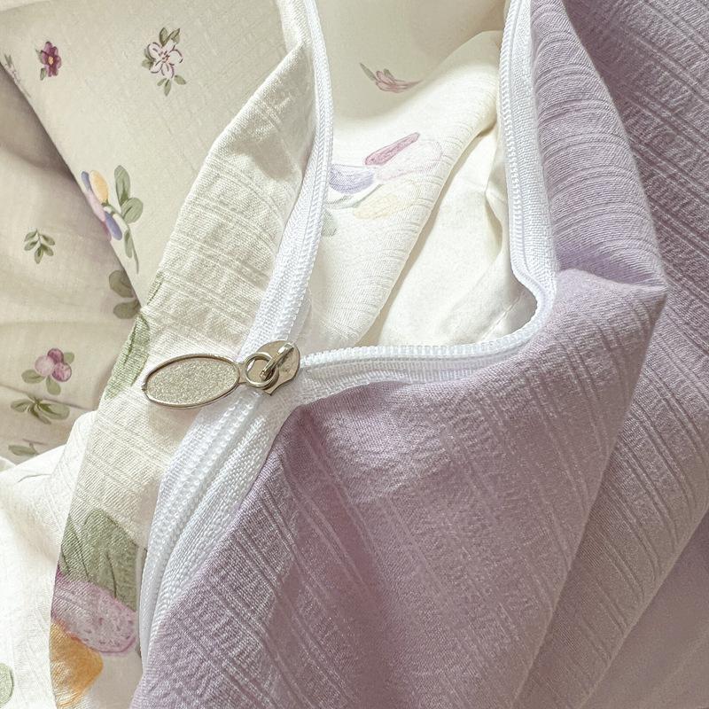 Retro Pastoral Bed Sheet Four-piece Set, Four-season Washed Cotton Small Floral Quilt Cover