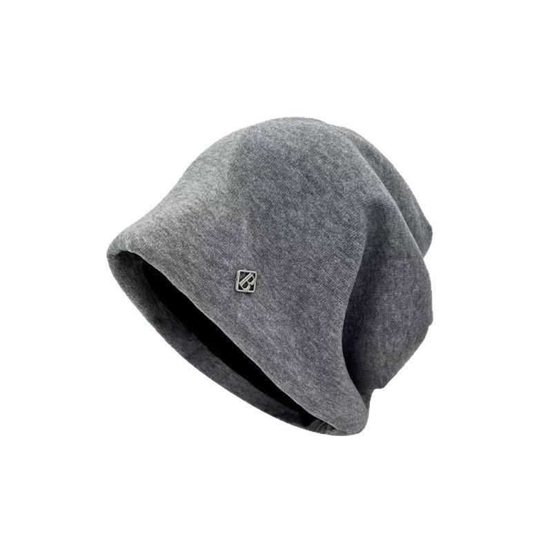 Versatile Women's Knit Beanie: Warm, Loose, Metal Label, Slimming Effect, Fits Large Head Circumference