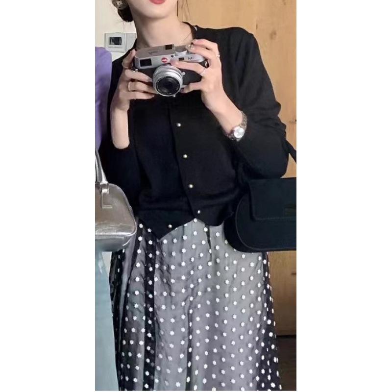 Spring and autumn new top jacket age-reducing candy-colored sweater long-sleeved crew neck women's knitted cardigan