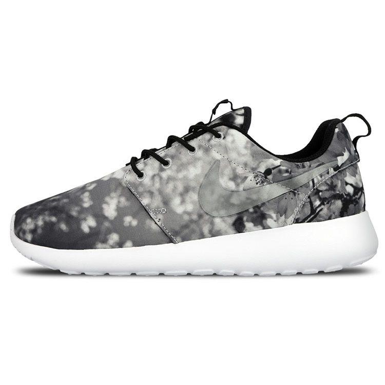 Nike Roshe One Cherry Blossom Women's 819960-001