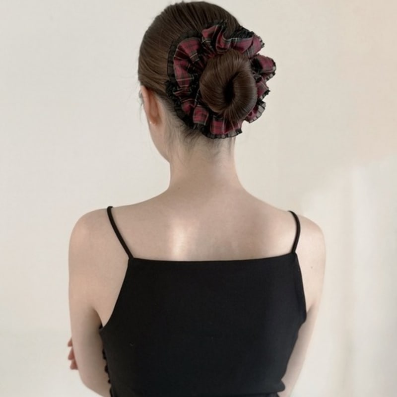 Favorite Noun Tartan Scrunchies_Red