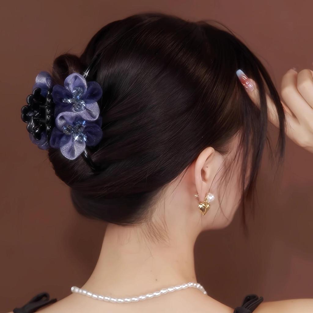 Vintage Blue Flower Shark Hair Clip for Women - Elegant and Fashionable Headdress