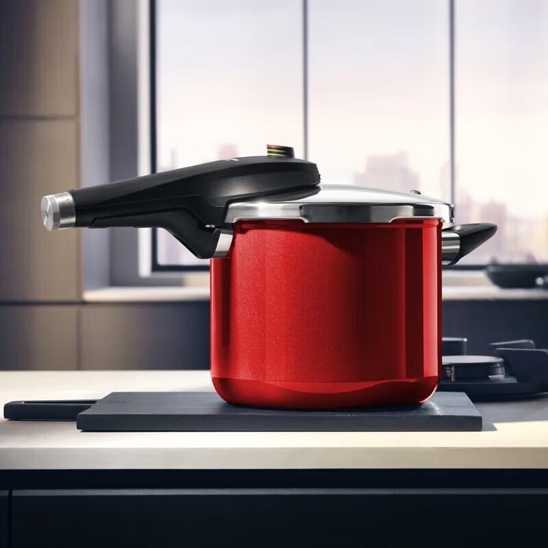 WMF Premium Pressure Cooker