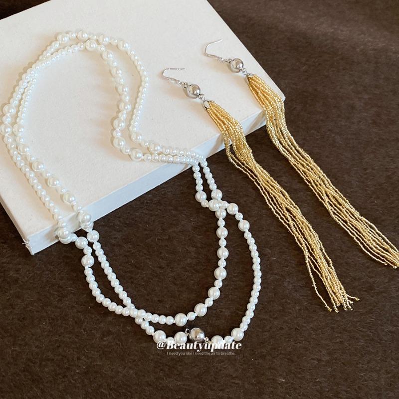 Pearl beaded tassel magnetic ear hook necklace retro simple fashion collarbone chain light luxury high-end sweater chain women