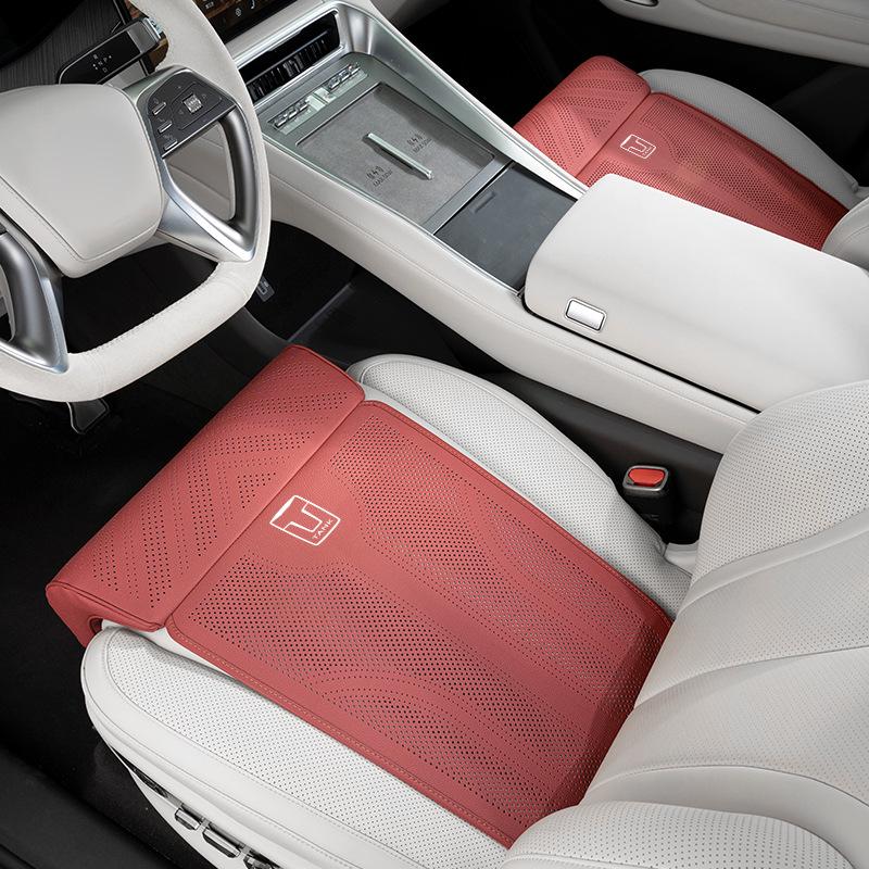 Universal Car Seat Cushion Four Seasons - Fits Tank 300/400/500/700 - High-Grade with Leg Rest