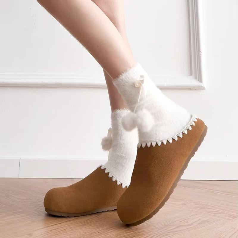 Codzienne kapcie zewnętrzne damskie zimowe nowe baotou gruba podeszwa Birkenstock niszowe aksamitne ciepłe lekkie futrzane półkapcie