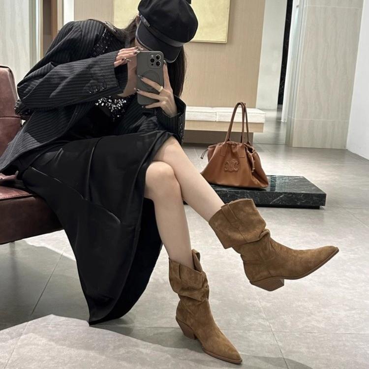 Coarse heel pointed Martin boots women's autumn 2024 new fashion temperament pleated pile boots western short boots