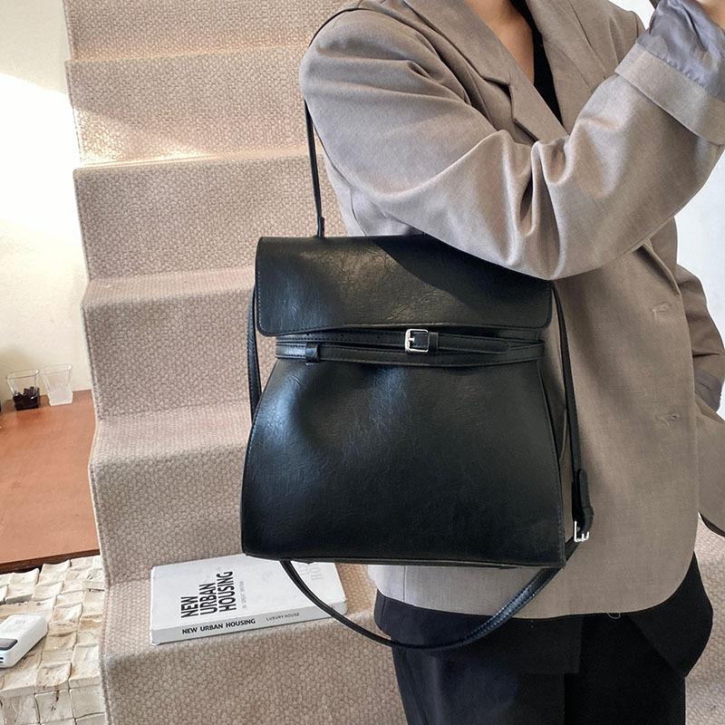 Bag Women's 2025 New Contrast Color Retro Suede Belt Buckle One Shoulder Underarm Bag Portable Messenger Bag