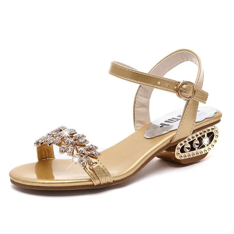 

Модные босоножки на низком каблуке с пряжкой на ремешке, лаконичные женские туфли на распродаже 2024 года, высококачественные женские босоножки на квадратном каблуке однотонного цвета 41 золотой