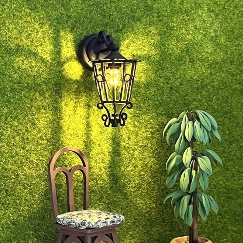 Puppenhäuser Ausgehöntes Wandleuchten für Miniatur im Maßstab 1:12 Schwarze Gartenwandlampe für realistische Puppenhäuser Raumdekoration