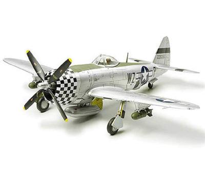 Tamiya Warbird Collection 70 US Air Force Republic Thunderbolt Bubble Top Plastic Model Kit 60770 1/72 No. P-47D