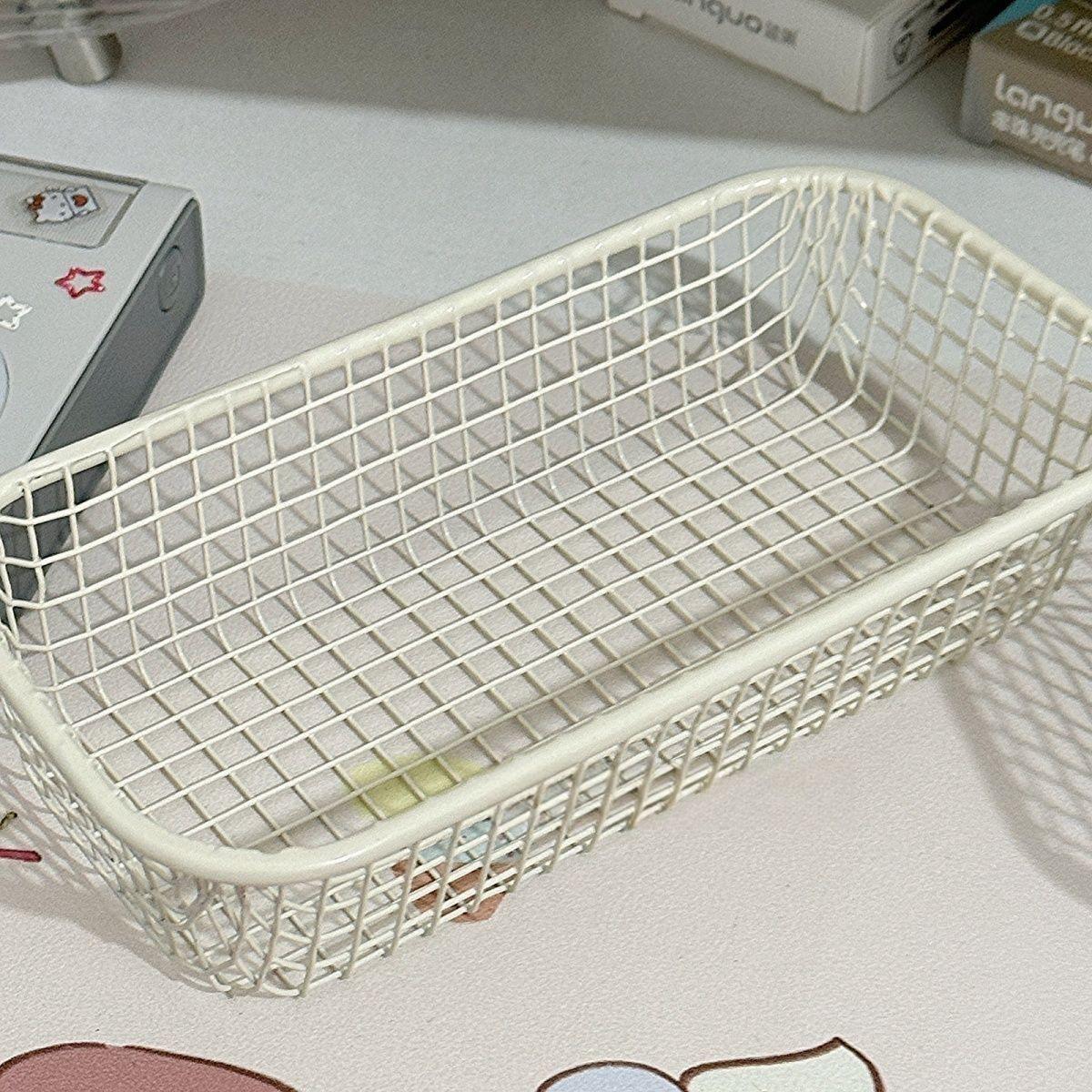 

New Cream Colored Desktop Small Items Storage Basket for Student Office Stationery Organization with Ironwork Design Practical белый