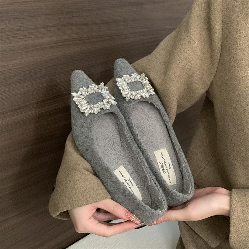 

French small fragrant woolen single shoes women s 2025 new rhinestone square buckle flats evening shoes fleece low heels 40 серый