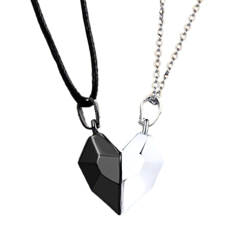 2Pieces Love Heart Necklace Personalized Couple Necklace Pendant Love Heart Puzzle Matching Jewelry for Wife Husband