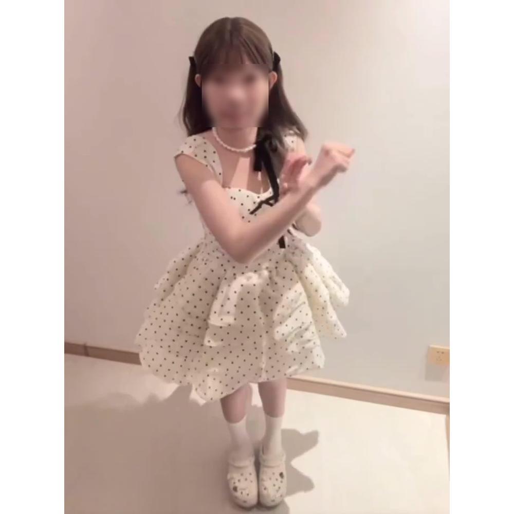 

Милое платье на подтяжках в горошек женское летнее супер фея маленькая талия тонкое А-силуэта пышная короткая юбка XL- (recommended 110-60kg)