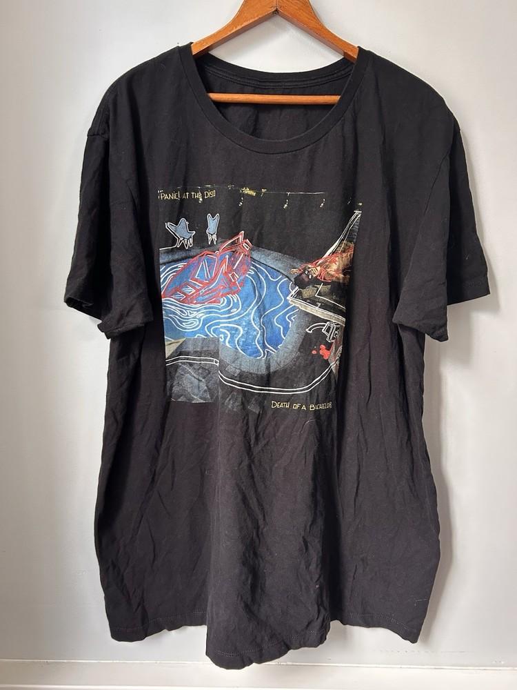 2000s Y2K Panic! At The Disco Death of a Bachelor Music Band Album T-shirt XL Unisex T-Shirt