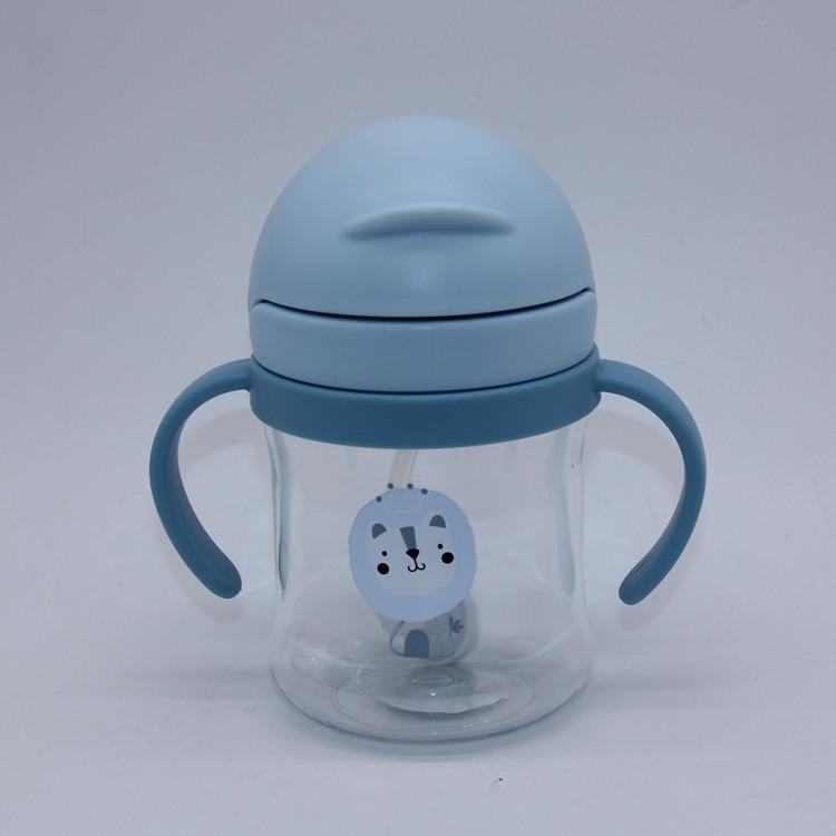 

Cartoon Flip-Top Straw Water Cup with Gravity Ball for Toddlers and Infants 250ml синий