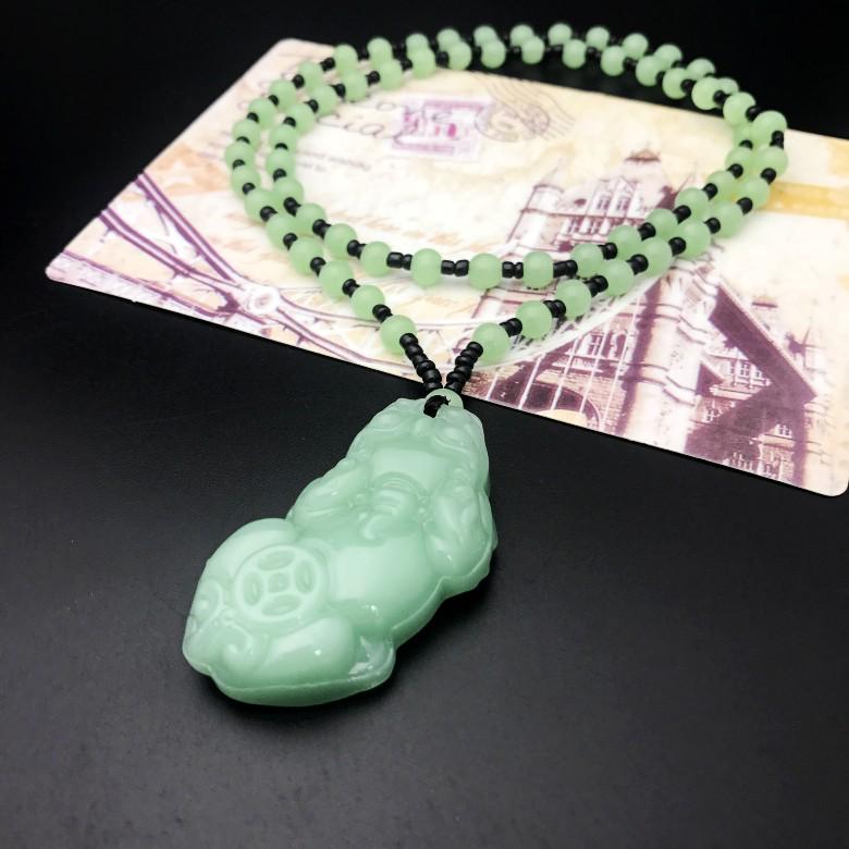 Imitation Jade Pixiu Ruyi Pendant Necklace for Couples – Unisex Gift Ornament