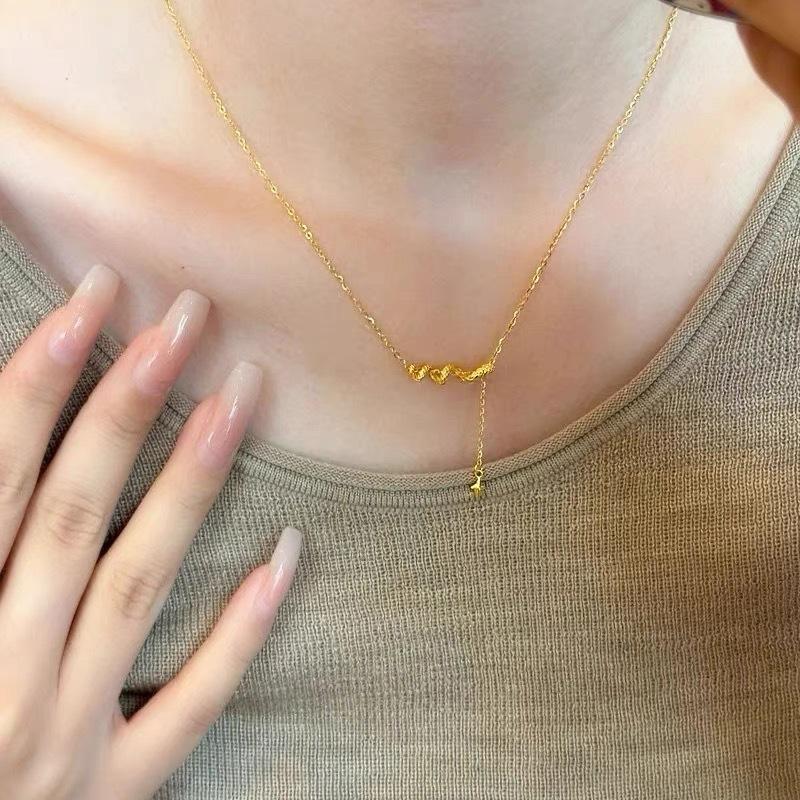 New Four Star Entangled Spirit Snake Necklace, Fashionable Snake Year Design, Niche Collarbone Chain