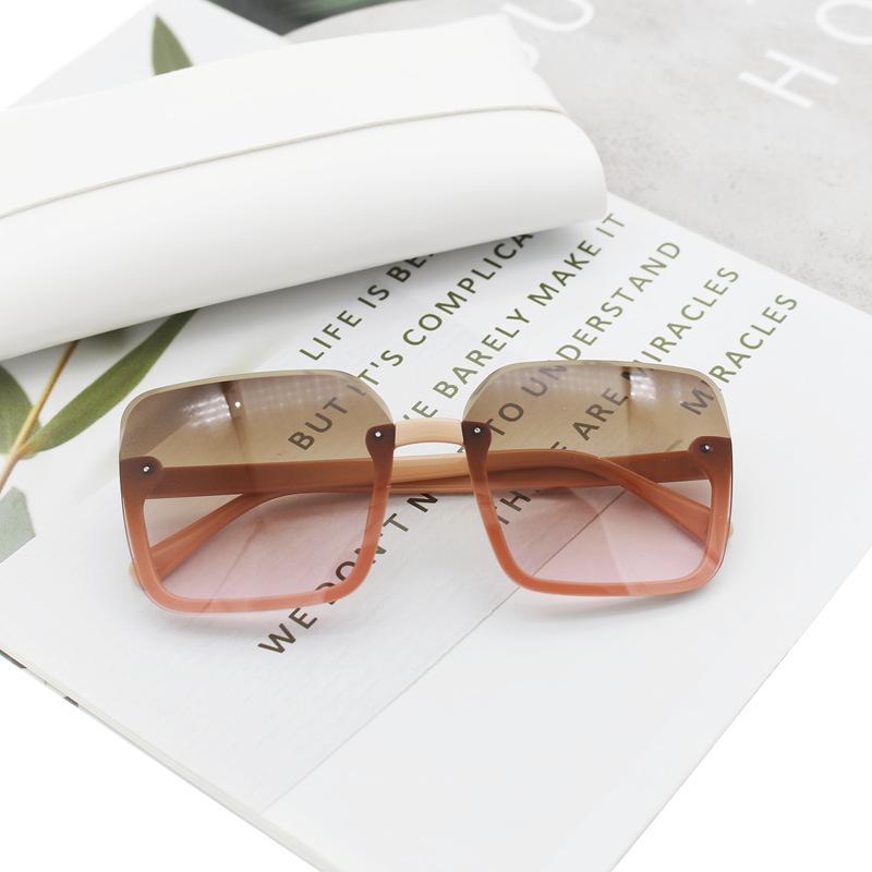 

Трендовые квадратные безободковые солнцезащитные очки женские простые солнцезащитные очки для пляжа с большой оправой