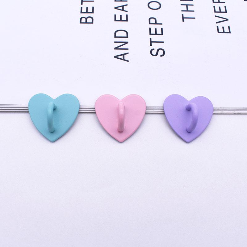 Mini Cute Bulk Sticky Phone Heart Metal Hook for Mobile Phone Accessory Rope Phone Strap