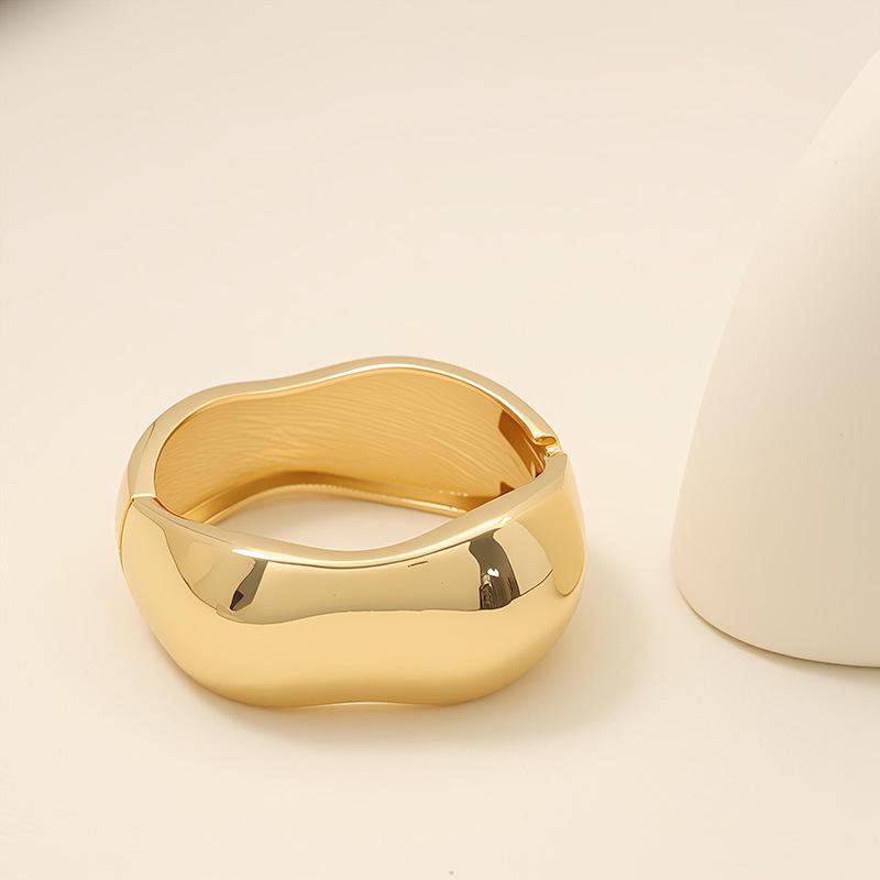 European & American Metal Punk Style Multi-layer Stackable Striped Wide Face Spring Bangle