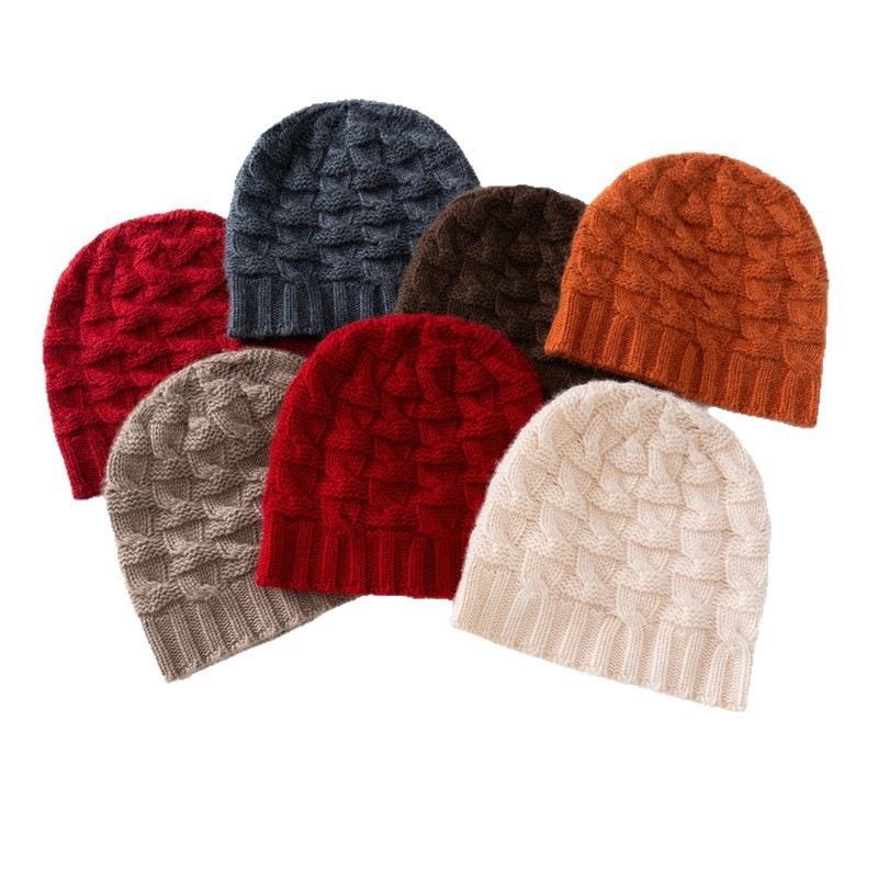 Autumn and Winter New Cashmere Blended Twisted Flower Thickened Warm Knitted Dome Men's and Women's Cashmere Hats Average Size